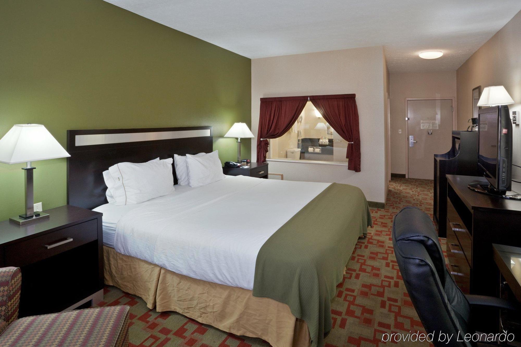 Holiday Inn Express Cleveland Airport - Brook Park By Ihg Cameră foto